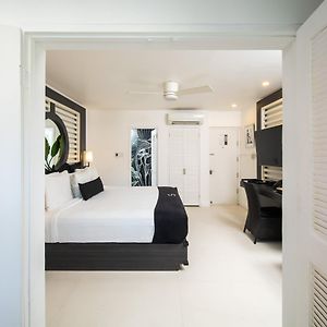 Mini King Suite